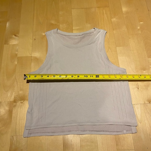 Lululemon Train to Be Tank Blush Pink - Picture 5 of 6